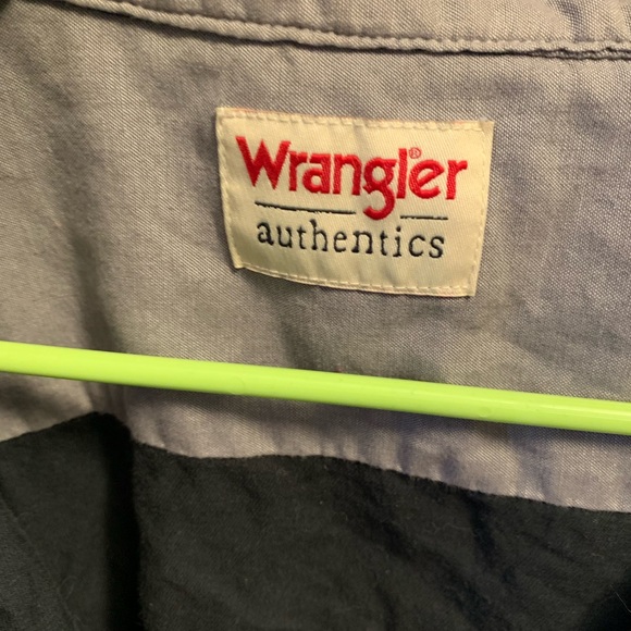 Mens button down shirt - Picture 3 of 4